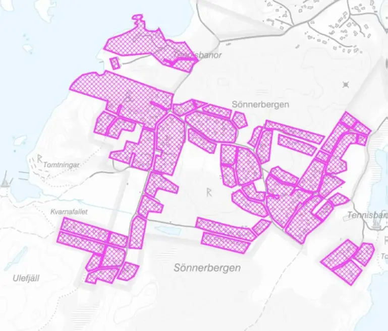 Kartan visar fastigheter som är föreslagna att få vatten och avlopp i Sönnerbergen